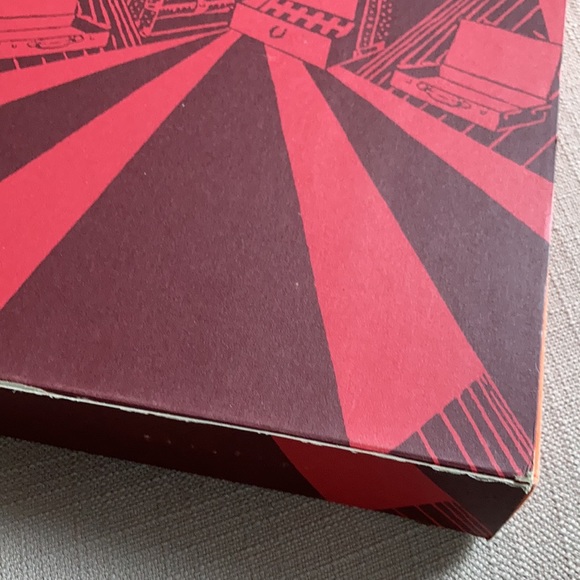 “Louis Vuitton: 100 Legendary Trunks” by Abrams, 2010 - Picture 15 of 17